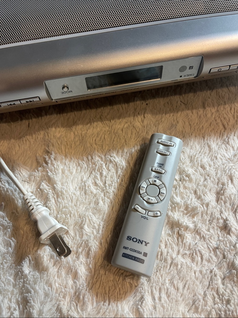 Sony ICF- CDK50 under counter FMAM clock radio - Picture 4 of 7